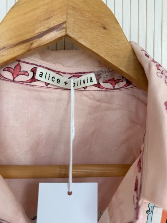 Alice+Olivia Mirror Mirror Stace Tiffie Drama Sleeve Blouse Size S HARD TO FIND - Picture 4 of 11